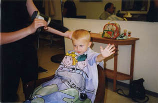 2001 07 charmes coiffeur