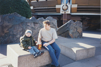 020202 Disney pause pop corn