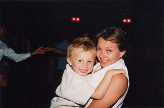 020720 Mariage4 on danse