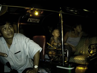 353 J12 Bangkok tuk tuk