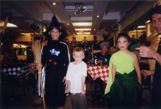 388 J13 Bangkok D&D halloween