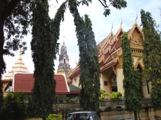 015 J1 Nakhon Temple