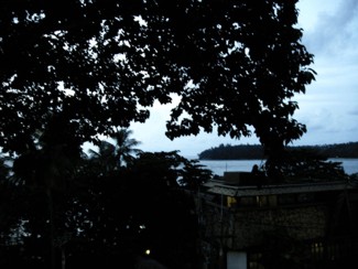 195 J6 Phuket Kata crepuscule