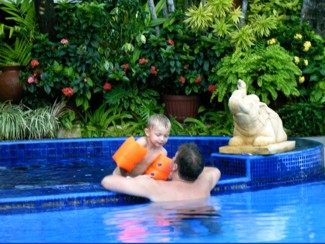 253 J8 Phuket Patong piscine