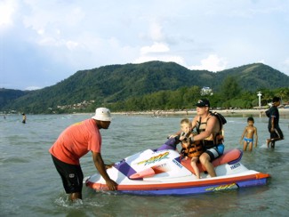 275 J9 Phuket Patong jet