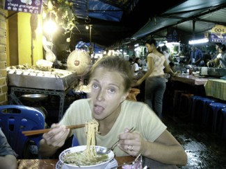 319 J11 Phuket Patong soupe