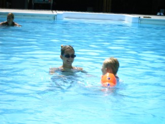 335 J12 Bangkok D&D piscine