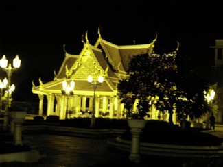 349 J12 Bangkok Wat Rajanadda