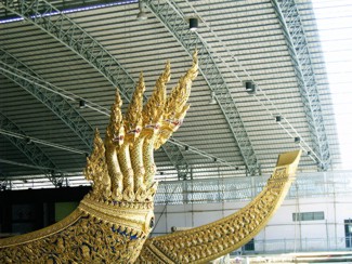 363 J13 Bangkok Musee barges royales