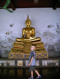 366 J13 Bangkok Wat Mahathat