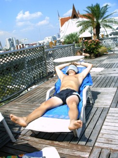 379 J13 Bangkok D&D piscine