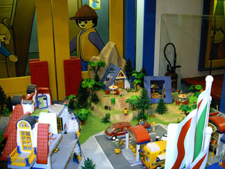 20040310_01 Playmobil