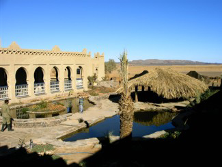 20041220 024 J3 Merzouga chez Etienne